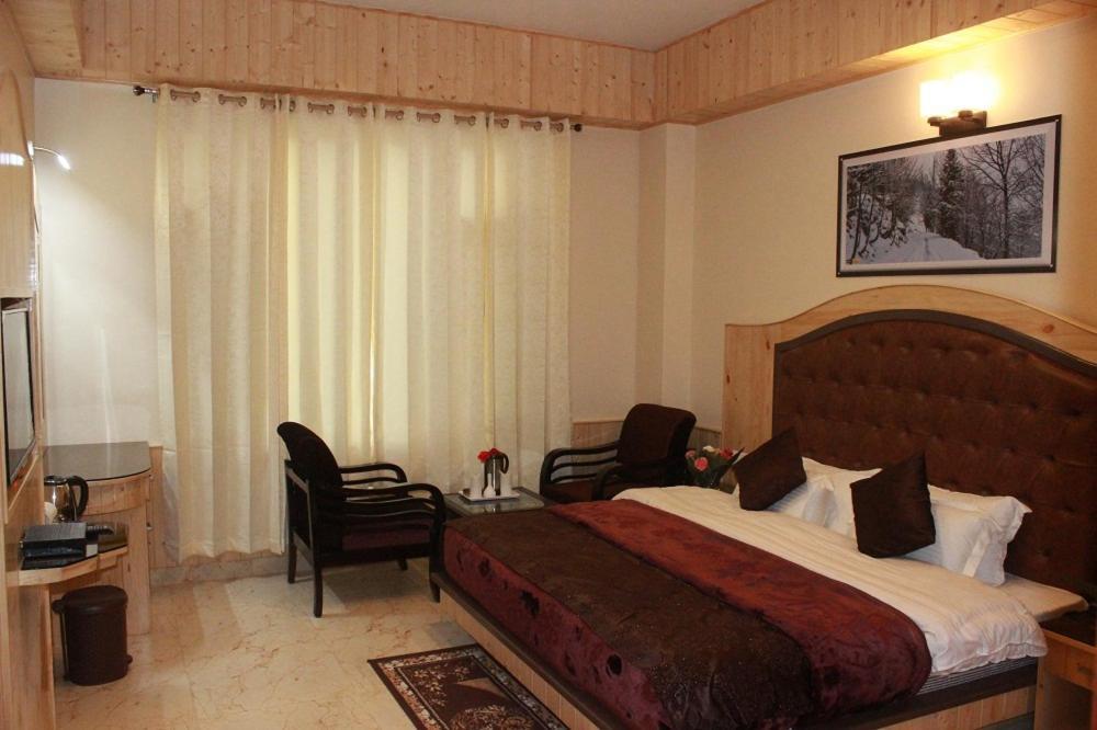 Hotel Bodh International Манали Экстерьер фото